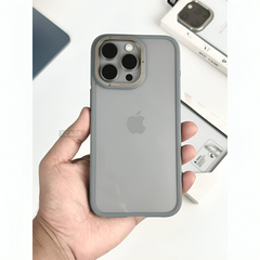 iPhone 15 Luxury Embroidered Case